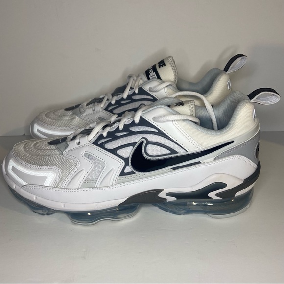 Nike Air Vapormax Evo - Picture 4 of 9
